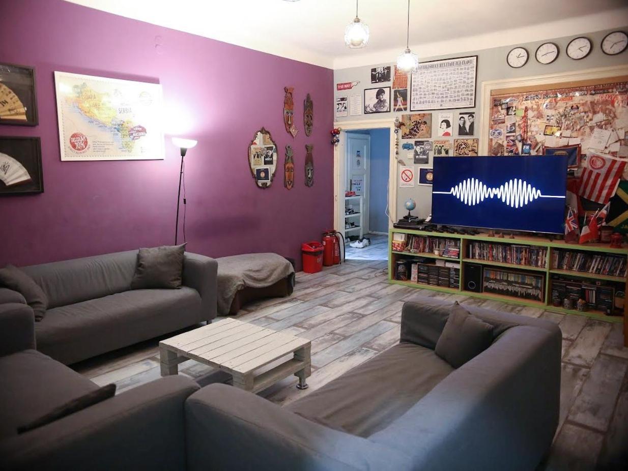 Habitat Hostel Belgrado Esterno foto