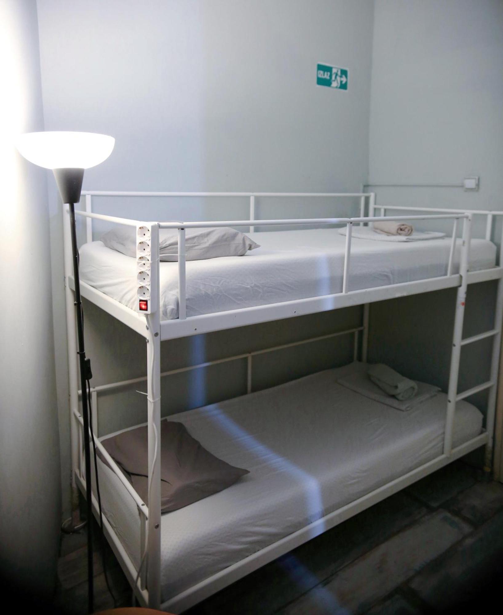 Habitat Hostel Belgrado Esterno foto